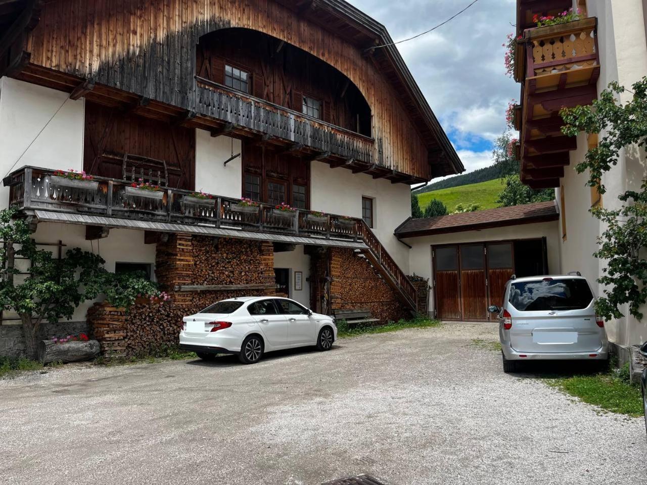 Stroblhof Toblach-Toblach Exterior foto