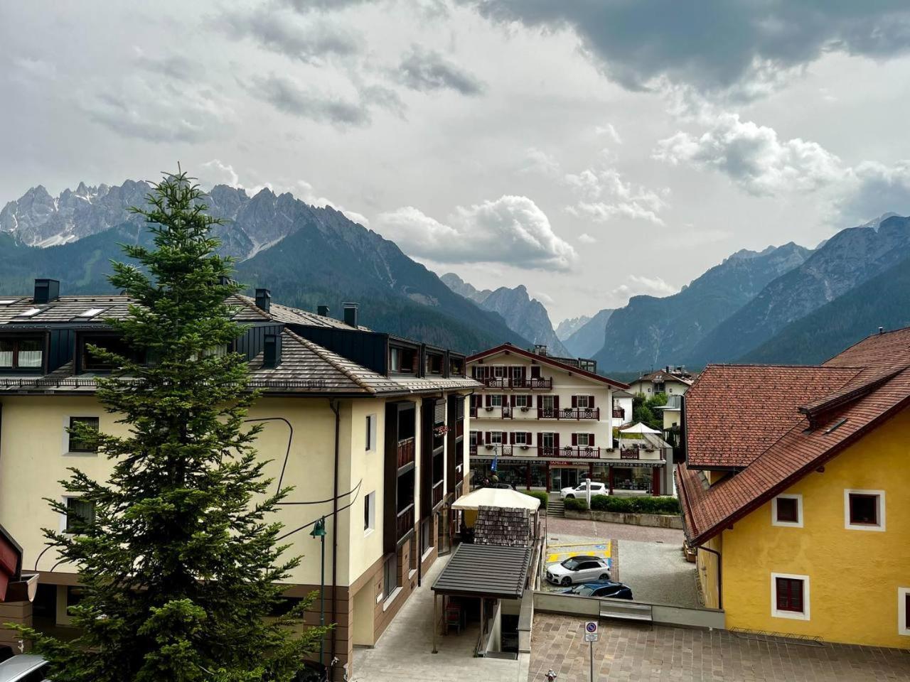 Stroblhof Toblach-Toblach Exterior foto