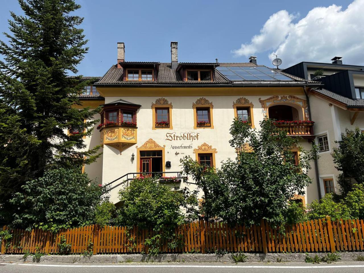 Stroblhof Toblach-Toblach Exterior foto